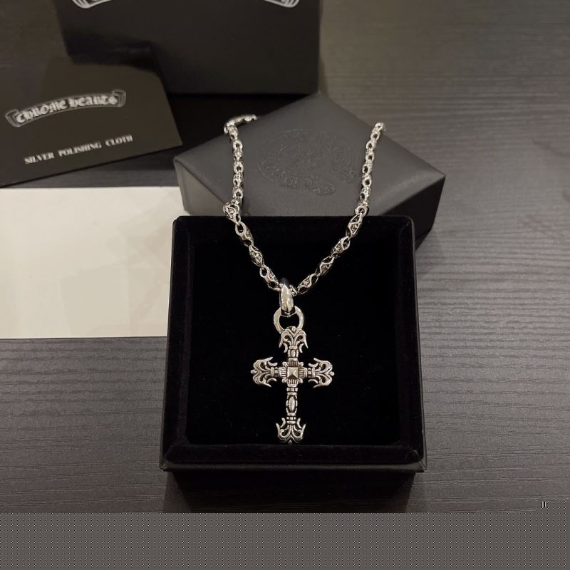Ch**me He**ts necklaces